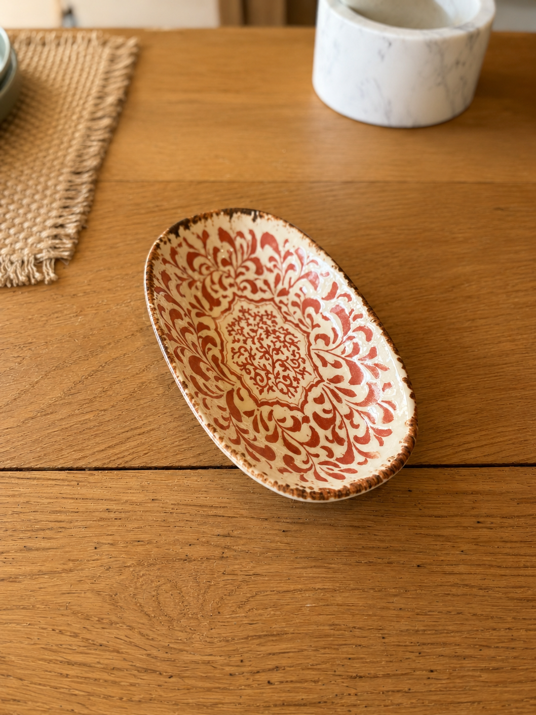 Assiette oval en porcelaine rouge 19X10.5cm PALAZZO