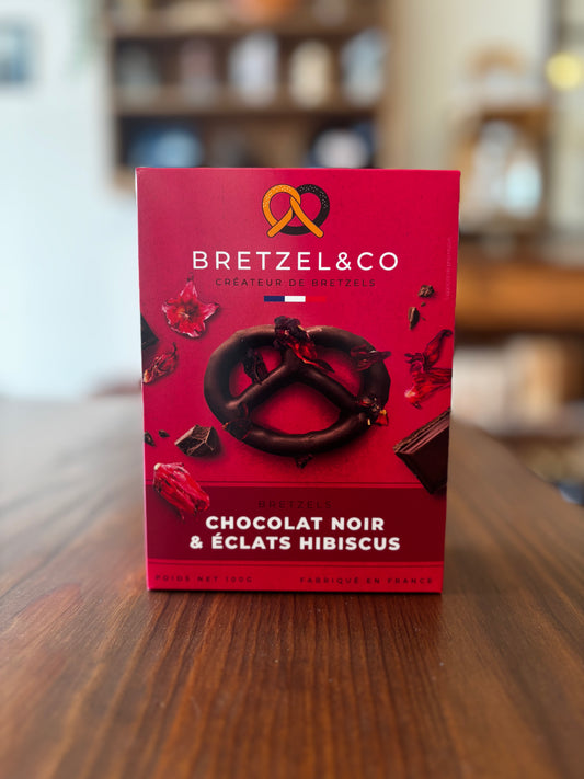 Bretzel chocolat noir- Éclats de Hibiscus 100g